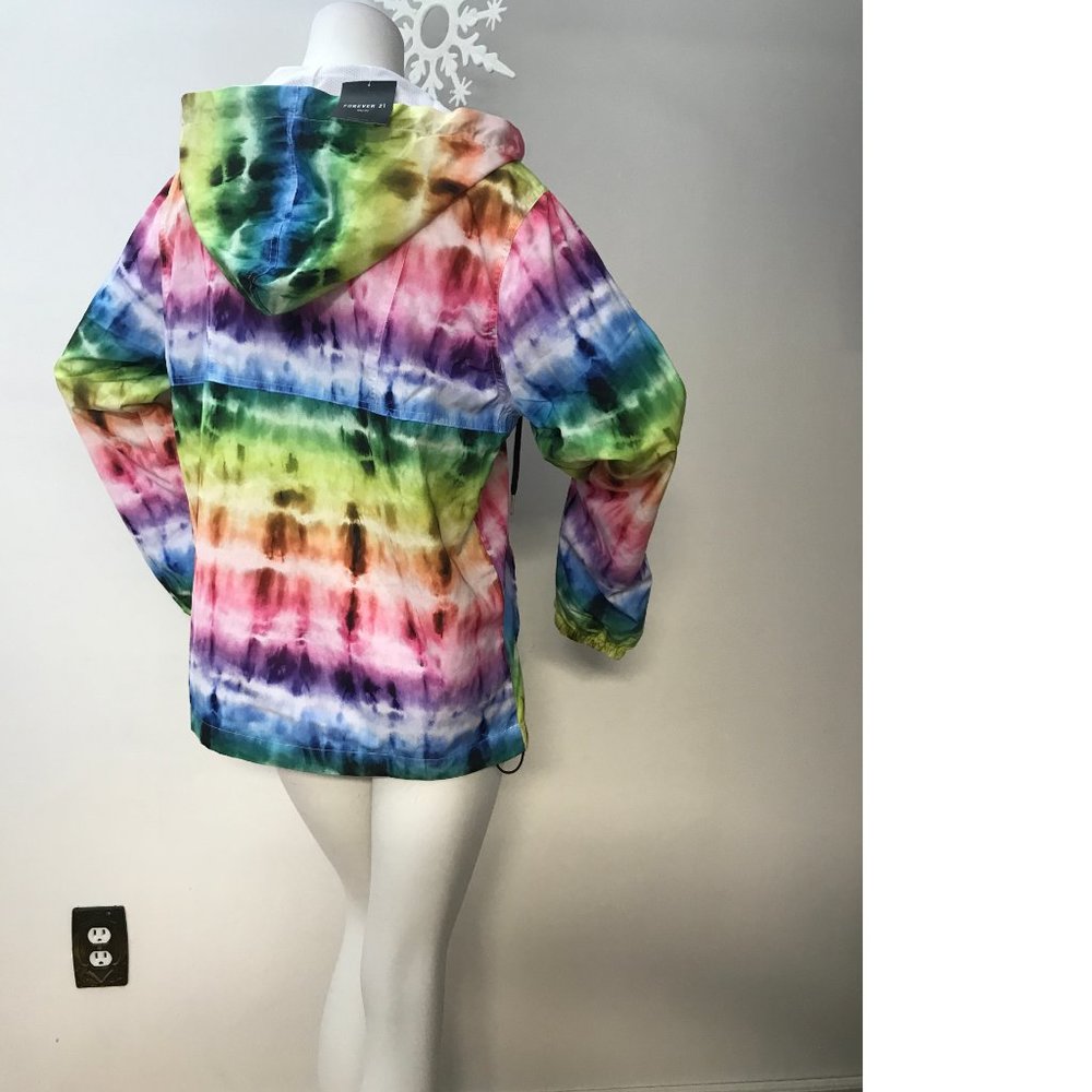 F21 Forever 21 Hooded Windbreaker Anorak Jacket Spring Rainbow Man Tie Dye Pride